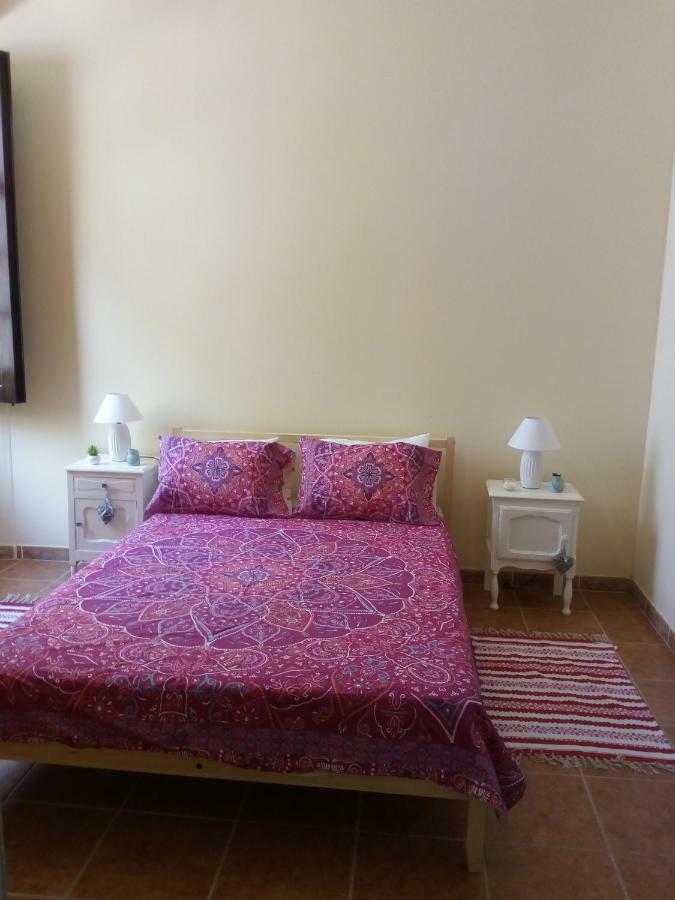 Rooms 4 You Quarto Rosa Portimao Exterior photo